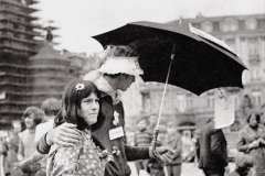 Hippies na Staroměstském náměstí, 1968